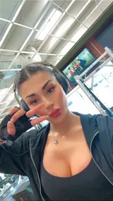 Bianca, trans escort in Dubai — photo 2