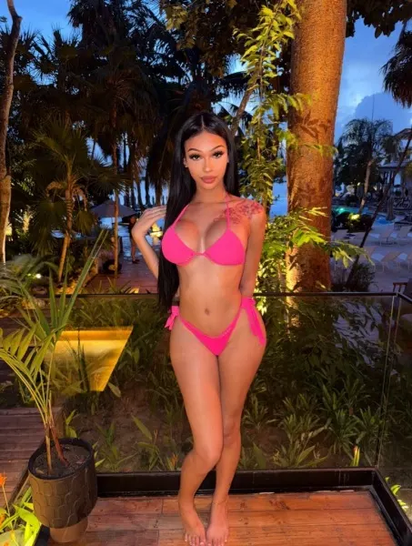 Bruna, trans escort in Dubai โ photo 12