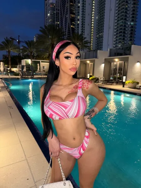 Bruna, trans escort in Dubai โ photo 16