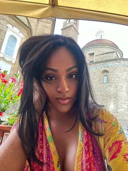 Camila, Brazilian trans escort in Dubai — photo 6