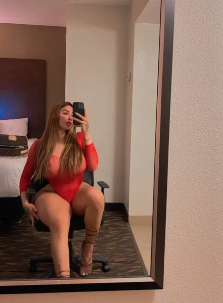 Coco, Brazilian trans escort in Dubai — photo 6