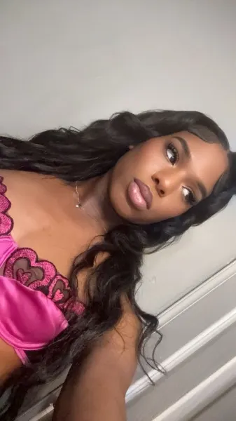Coco, Brazilian trans escort in Dubai — photo 3