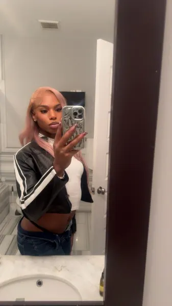 Coco, Brazilian trans escort in Dubai — photo 9