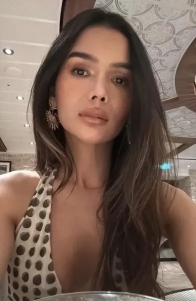 Cris, Brazilian trans escort in Dubai — photo 4