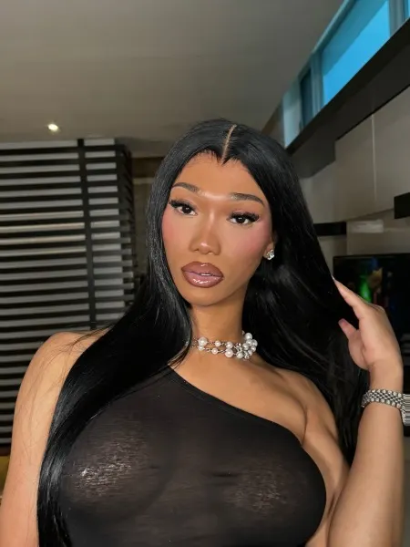 Daniela, trans escort in Dubai — photo 12