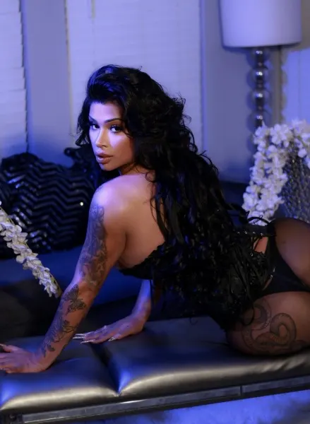 Daniela, trans escort in Dubai — photo 8