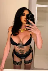Duda, Japanese trans escort in Dubai — photo 2