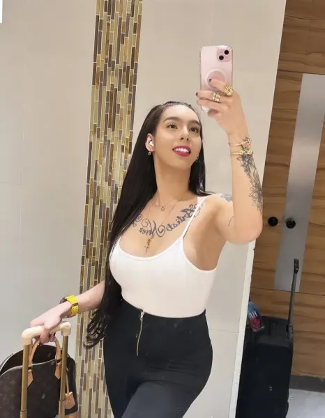 Duda, Asian trans escort in Dubai — photo 13