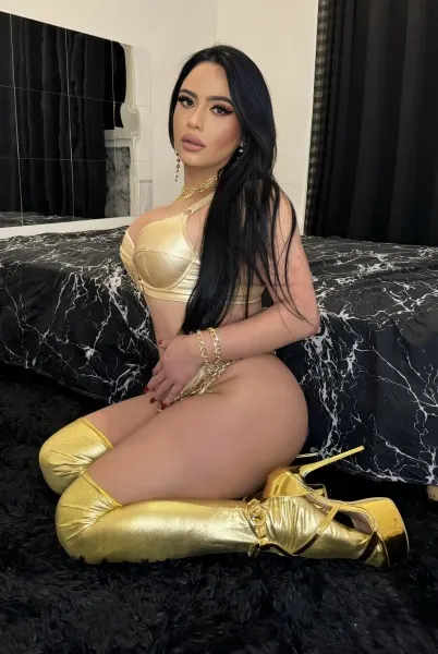 Emanuelly, trans escort in Dubai — photo 18