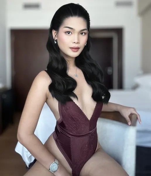 Emanuelly, Japanese trans escort in Dubai — photo 15