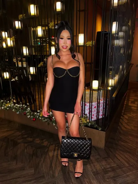Fabiana, Asian trans escort in Dubai — photo 6
