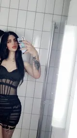 Fabiana, Japanese trans escort in Dubai — photo 3