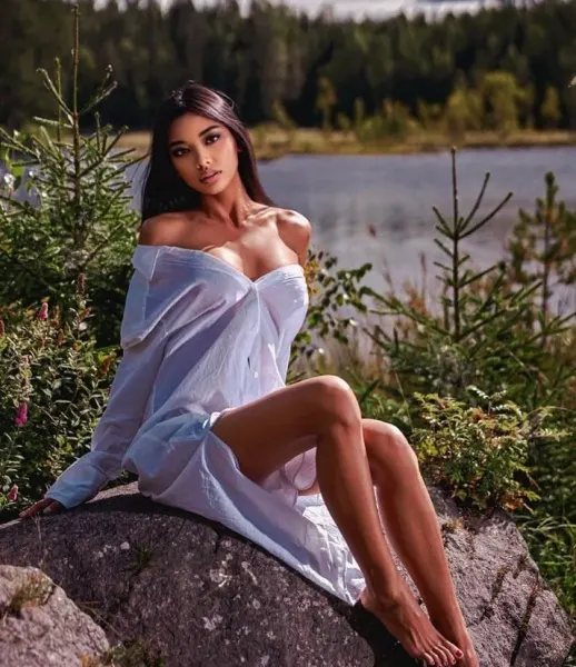 Fabiana, Japanese trans escort in Dubai