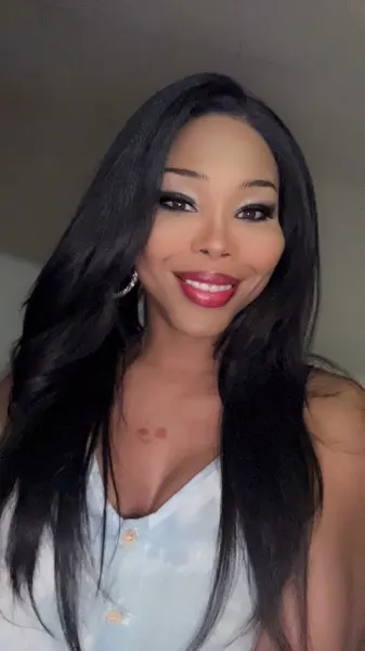 Fernanda, Asian trans escort in Dubai — photo 14