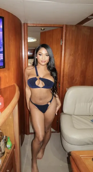Fernanda, Brazilian trans escort in Dubai