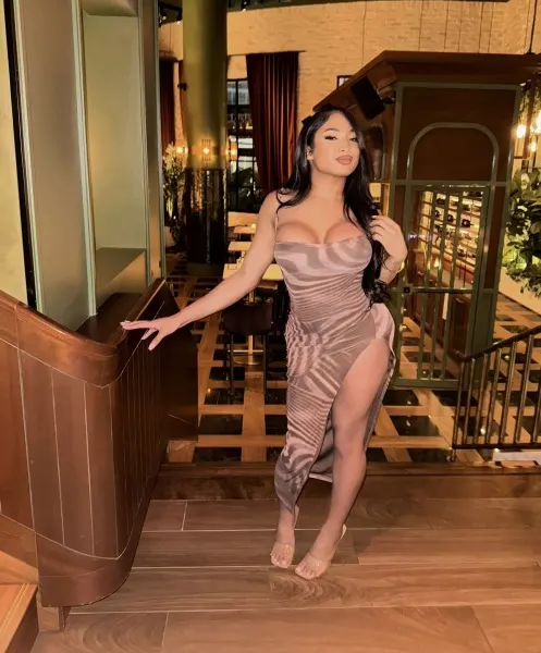 Fernanda, Brazilian trans escort in Dubai — photo 6