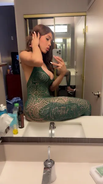 Giovana, trans escort in Dubai — photo 10