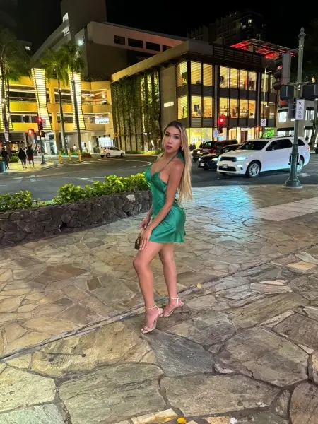 Isabella, trans escort in Dubai — photo 14