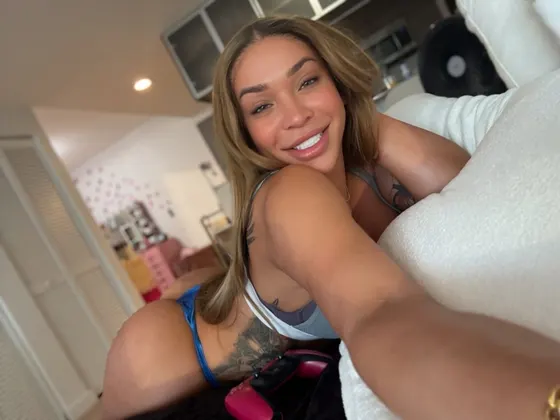 Isabella, trans escort in Dubai — photo 7