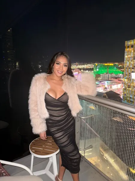 Juliana, Asian trans escort in Dubai โ photo 10