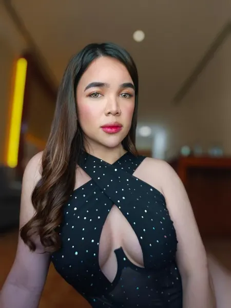 Juliana, Thai trans escort in Dubai — photo 17