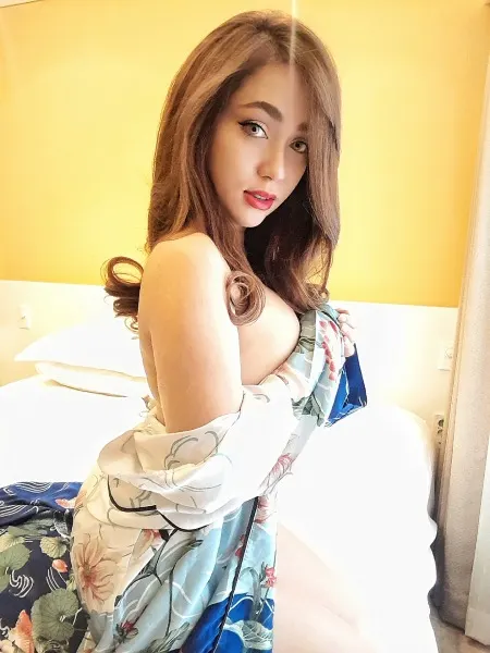 Karla, Asian trans escort in Dubai โ photo 7