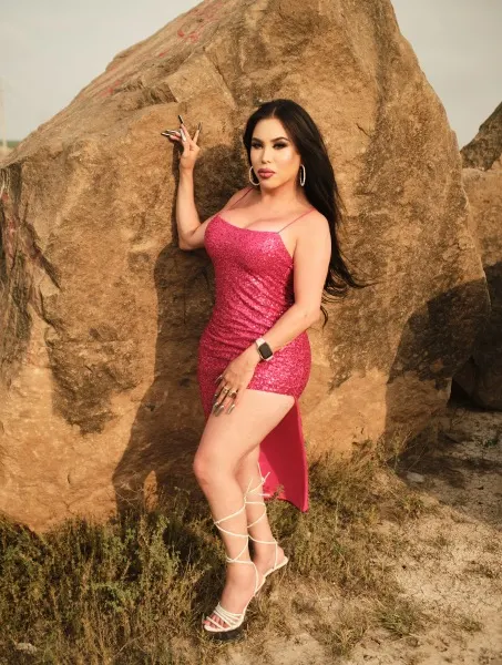 Karla, trans escort in Dubai โ photo 13