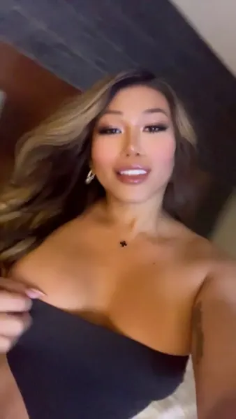 Karla, Japanese trans escort in Dubai โ photo 16