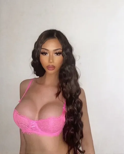 Kim, Asian trans escort in Dubai โ photo 14