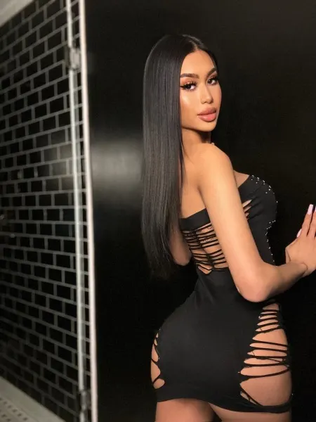 Kim, Asian trans escort in Dubai โ photo 15