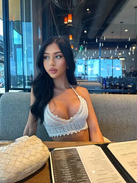 Kim, Asian trans escort in Dubai โ photo 18