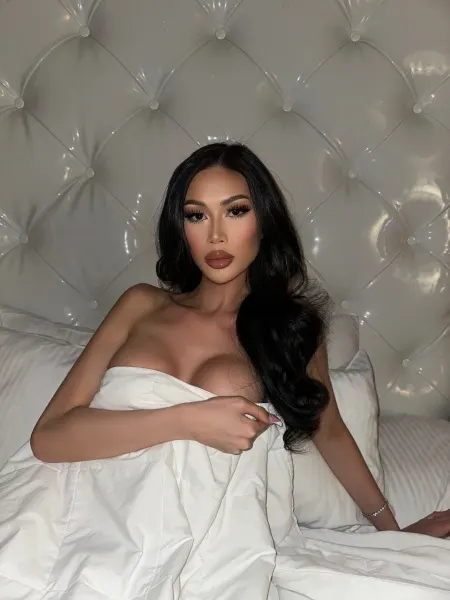 Kim, Asian trans escort in Dubai โ photo 9