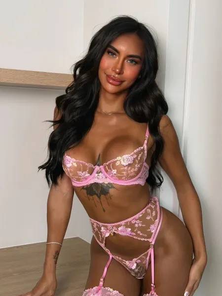Leticia, Asian trans escort in Dubai — photo 5