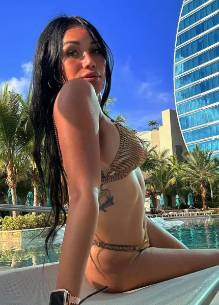 Leticia, Asian trans escort in Dubai — photo 7