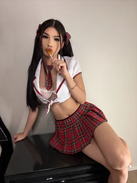 Leticia, Brazilian trans escort in Dubai โ photo 10