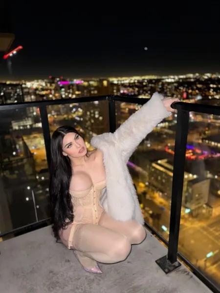Melissa, Brazilian trans escort in Dubai — photo 8