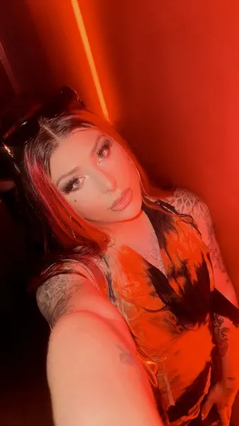 Mina, Russian trans escort in Dubai โ photo 12