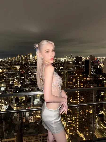 Mirela, Asian trans escort in Dubai โ photo 12