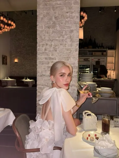 Mirela, Asian trans escort in Dubai โ photo 16