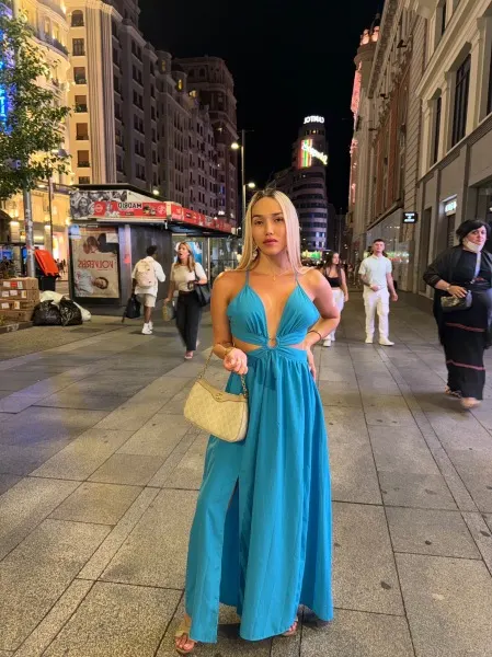 Mirela, Brazilian trans escort in Dubai โ photo 3