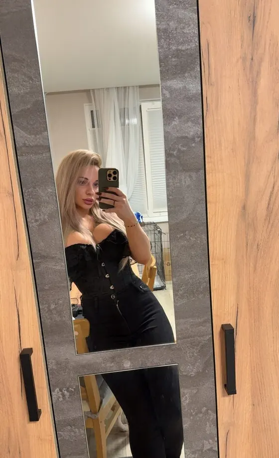 Mirela, trans escort in Dubai — photo 3