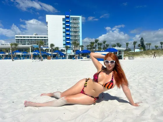 Naomi, Brazilian trans escort in Dubai — photo 9