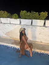 Olivia, Brazilian trans escort in Dubai — photo 3