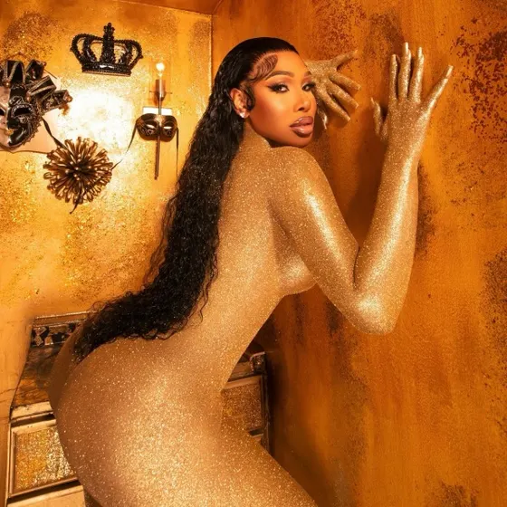 Olivia, Brazilian trans escort in Dubai — photo 14