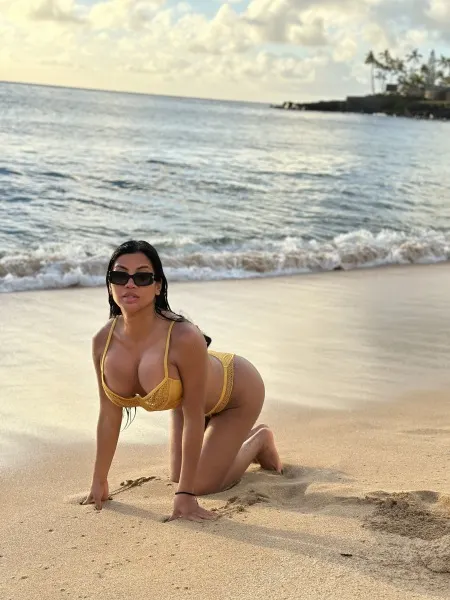 Paola, Asian trans escort in Dubai — photo 11