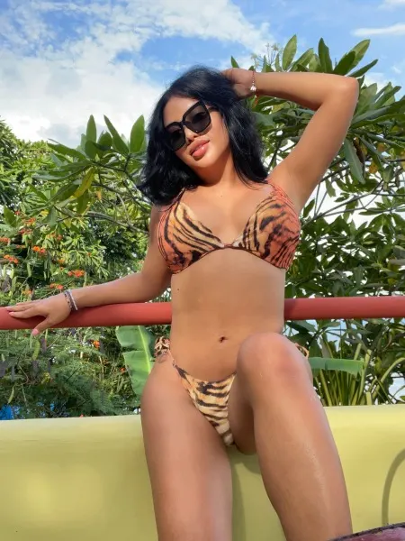 Paola, Asian trans escort in Dubai — photo 16