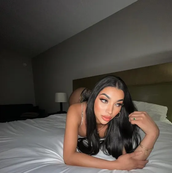Priscila, Brazilian trans escort in Dubai