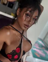 Rafaela, Thai trans escort in Dubai — photo 4