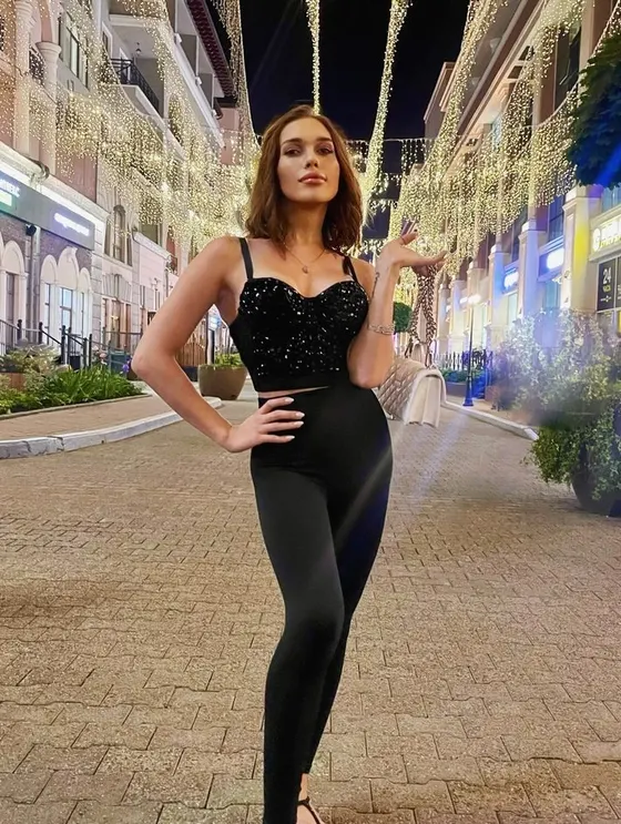 Renata, Russian trans escort in Dubai โ photo 6