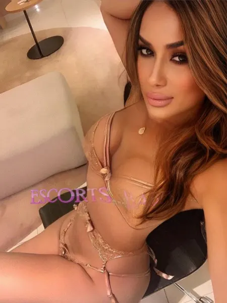 Rihanna, Asian trans escort in Dubai — photo 11